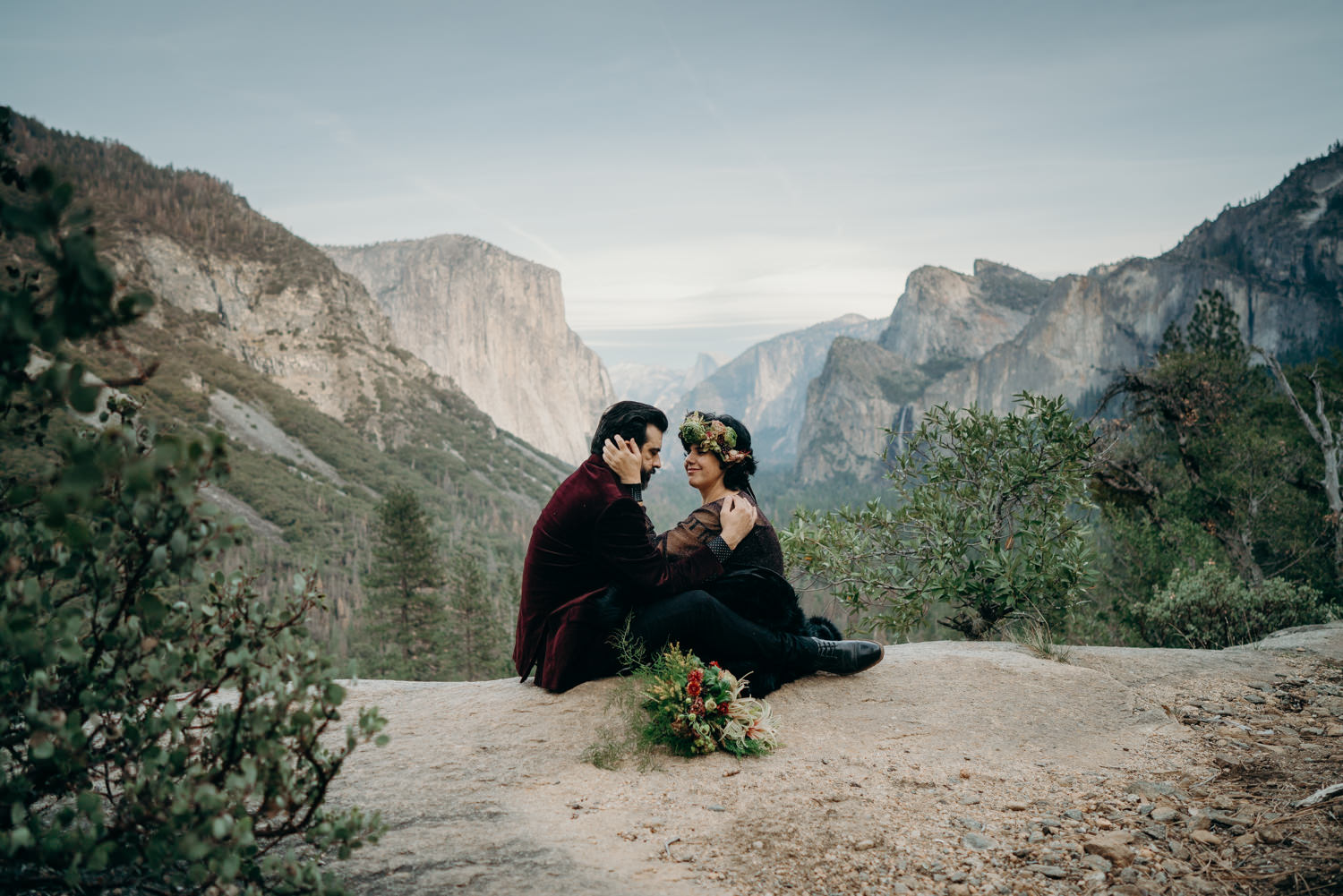 rock'n roll style couple yosemite