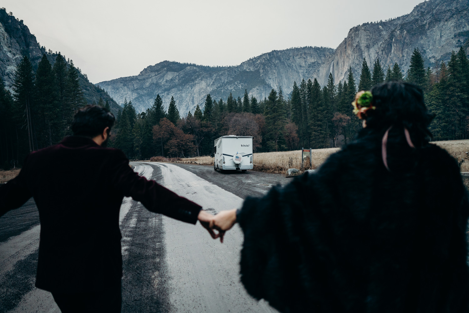 happy couple yosemite valley